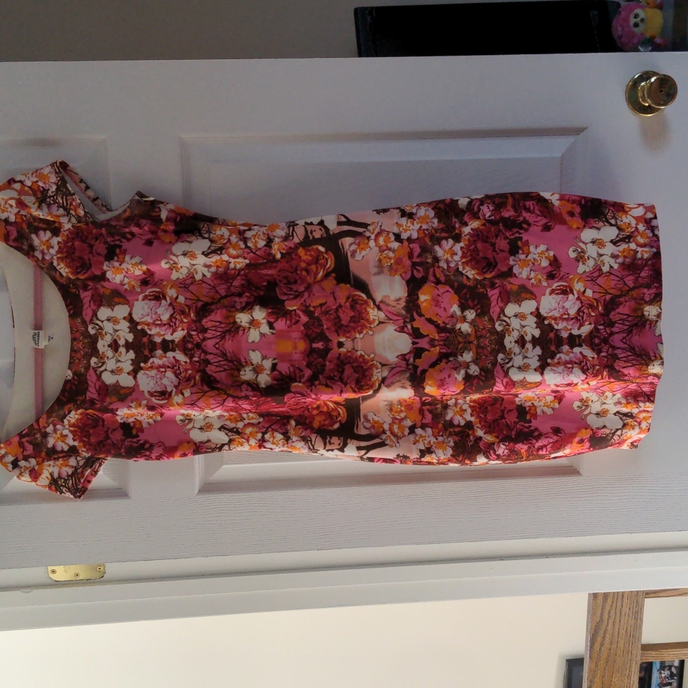 Pink flower midi cocktail dress - bought from small boutique. Work once.
